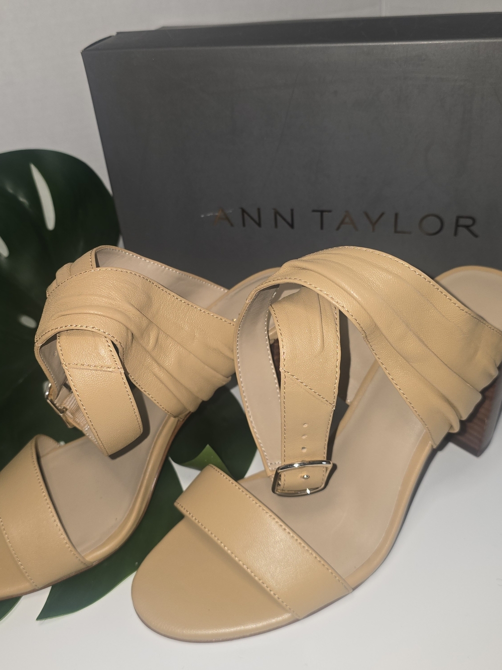 Ann Taylor Beige Strappy Leather Block Heel Sandals
